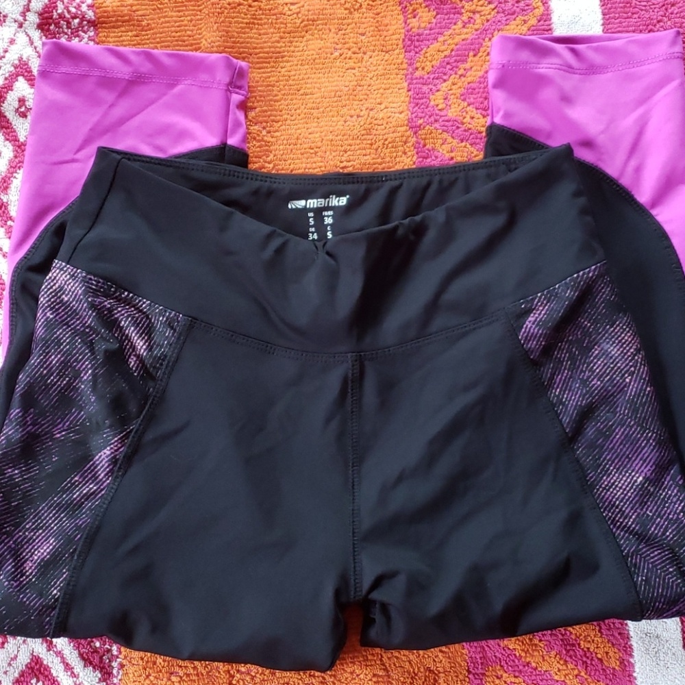 Workout Capris - Picture 3 of 4